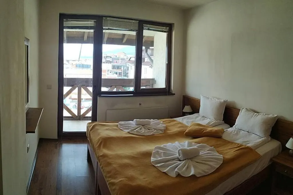 Large Gondola Apartment - Center, Neon بانسكو 0*,  بلغاريا