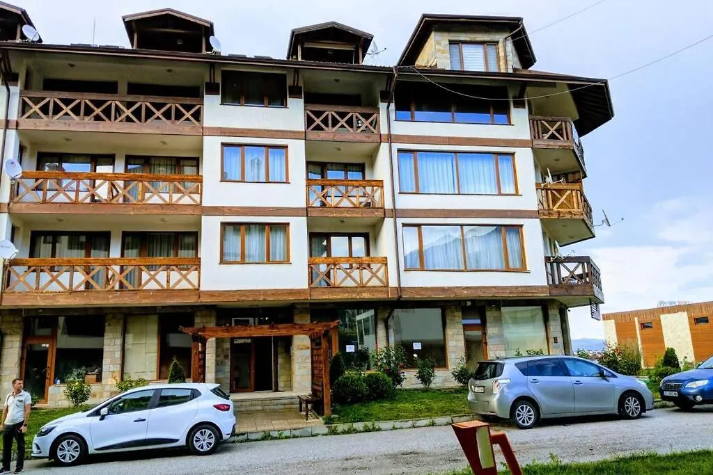 Large Gondola Apartment - Center, Neon بانسكو