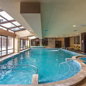 4* Ξενοδοχείο St George &
